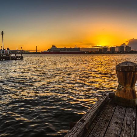 Experience Port Melbourne Appartement Buitenkant foto